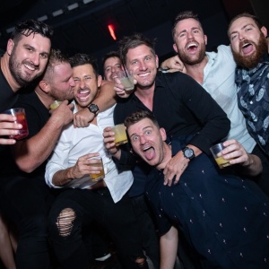 Bachelor+Gold+VIP+Table+Package